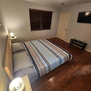  Apartment Luxury 2 Bed Apt, Mins To Nyc!