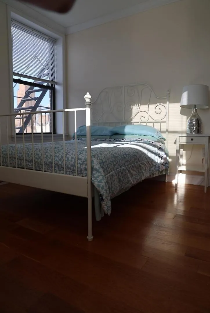 Modern Apartment In New York By Central Park United States